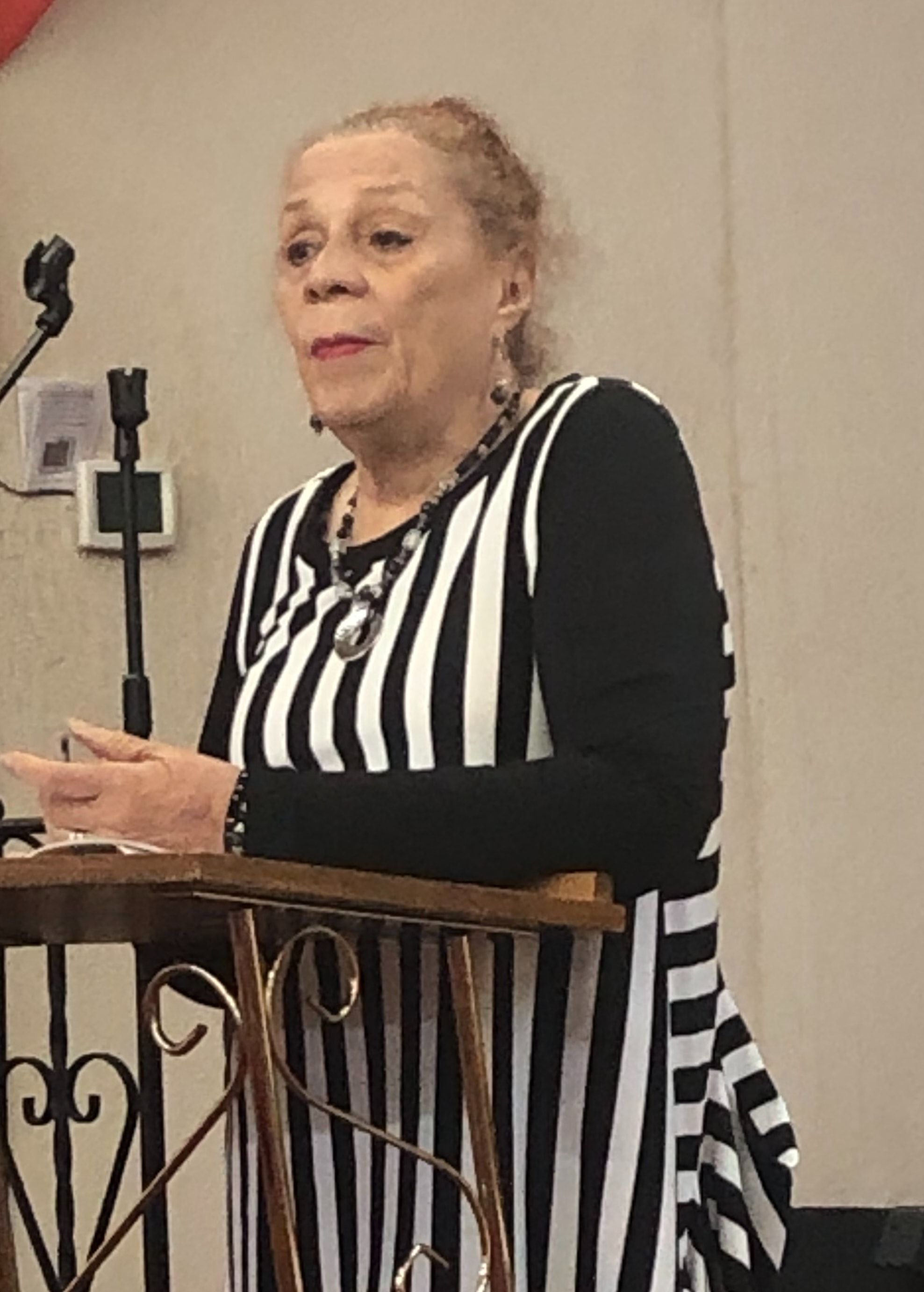 Joanne Davis — Lecture Instructor